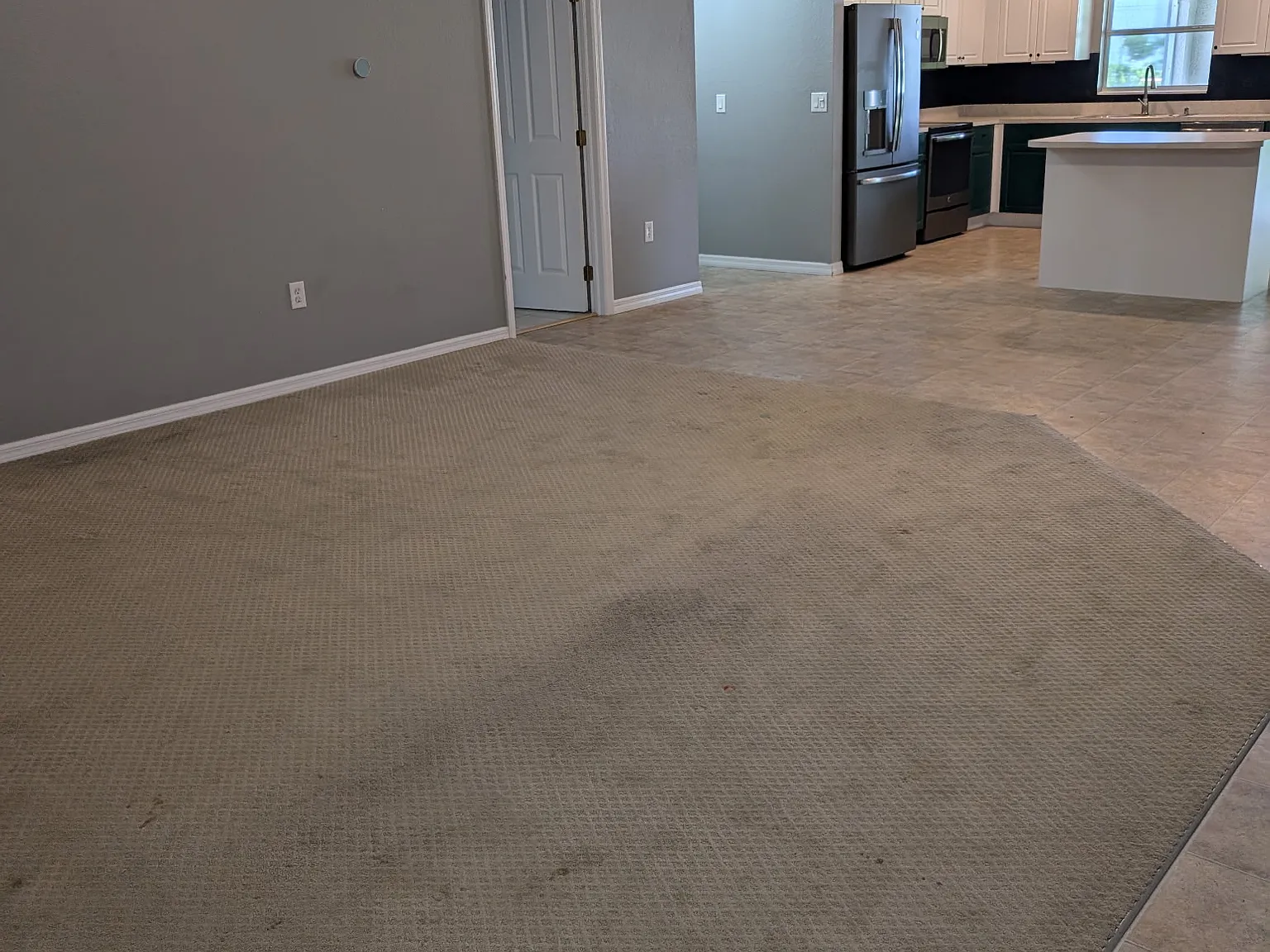 3 bed, 1857 sqft, $2,299 — Photo 3