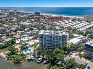 1640 SUMMERHOUSE LANE #40, SARASOTA, FL 34242