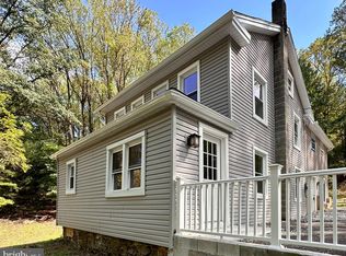 1580 Pines Rd, Etters, PA 17319