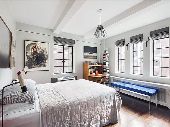 2nd image of 325 E 41st St APT 802