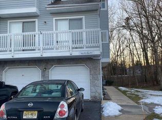 1002 Scarlet Oak Ave, Toms River, NJ 08755