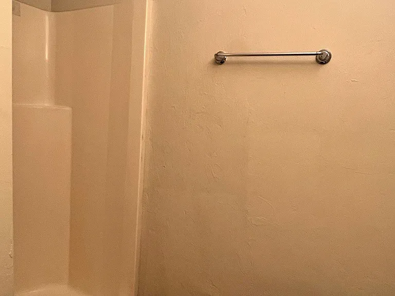 1850 Sylvan Ct — Photo 11