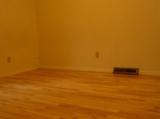 20 Ball Dr APT B, Athens, OH