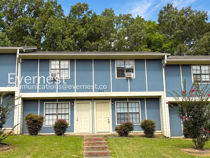 1800 Labette Manor Dr #5