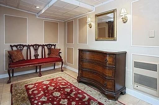 2nd image of 1243 Beacon St APT 3D