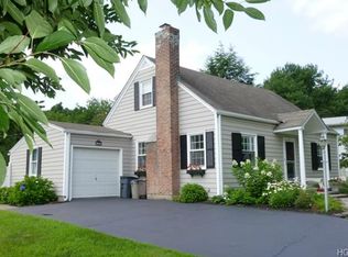 102 Pine Dr, New Windsor, NY 12553