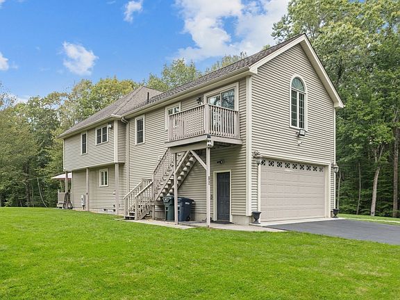 3rd image of 105 Mixter Rd