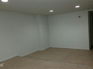 2520 N Charles St, Baltimore, MD 21218