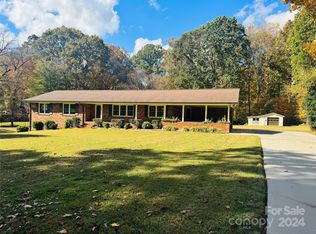 206 Bayberry Dr, Salisbury, NC 28147