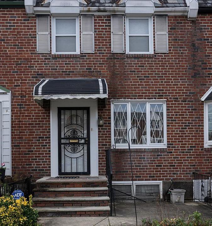 1st image of 8648 Rugby St