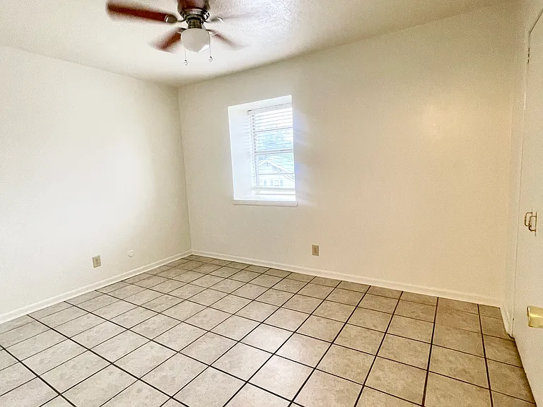 1229 Wilson St #2 — Photo 14