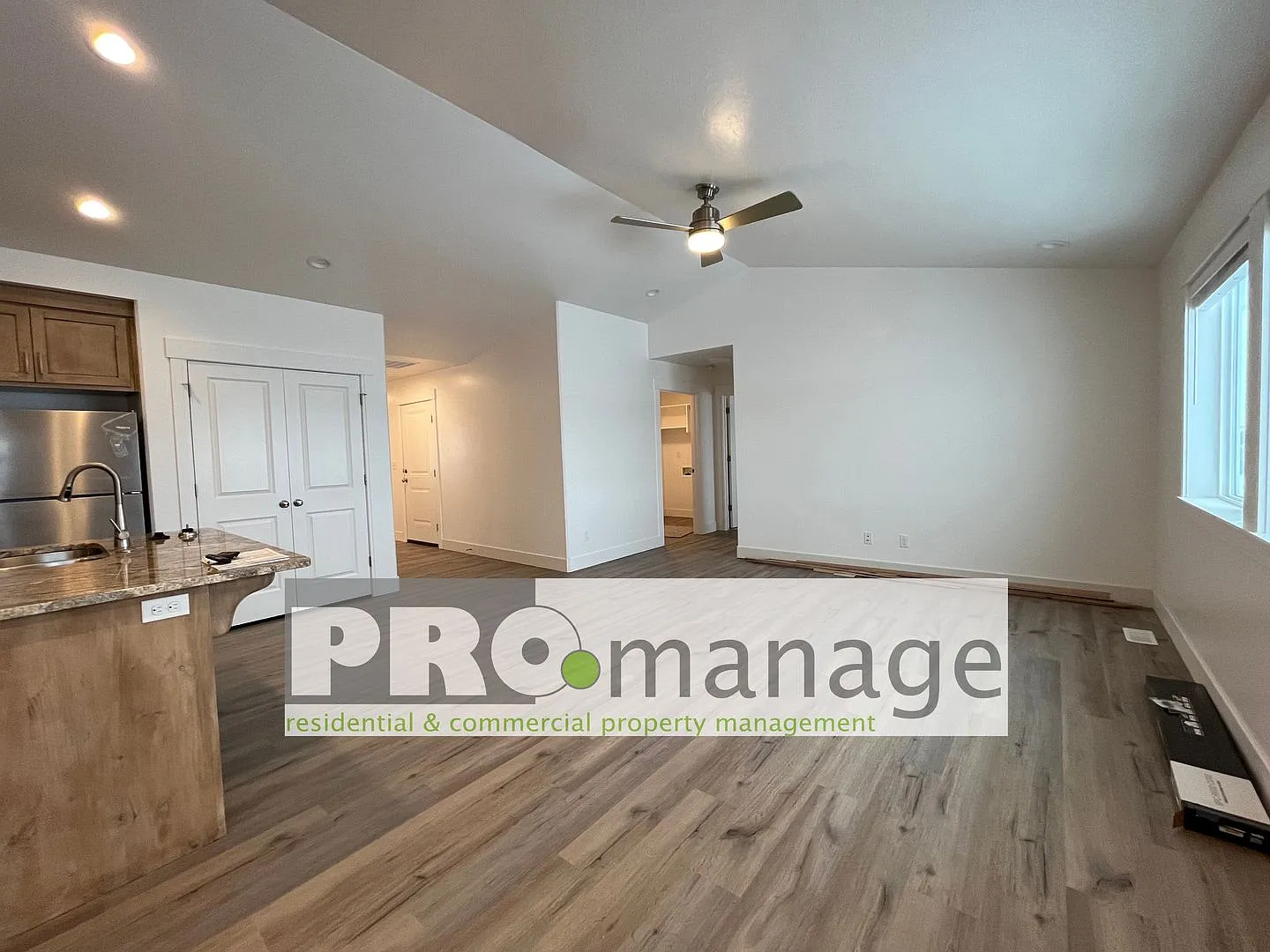 3 Bed, 2 Bath Town Home W/ 2 Car Garage - Brand New - Idaho Falls — Photo 3
