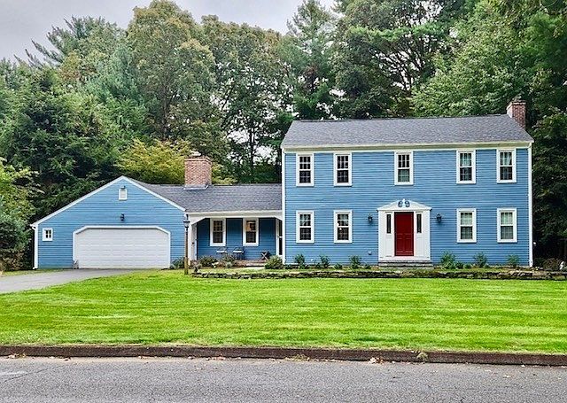 1st image of 330 Merriweather Dr