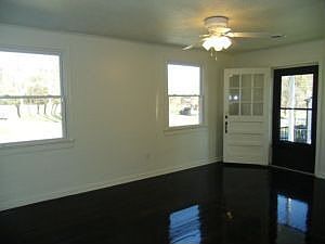 2nd image of 1026 Rockland Ave NW