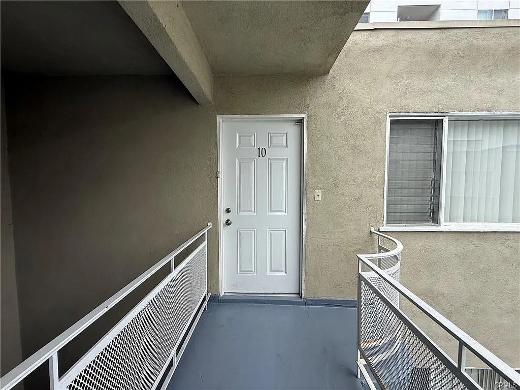2 bed, 948 sqft, $2,800 — Photo 3