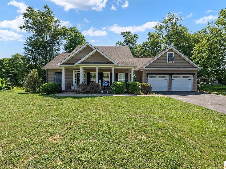1st image of 665 Megan Ln