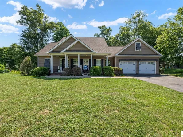 665 Megan Ln, Glasgow, KY 42141