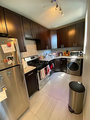 Rented by Mdays Realty | media 37