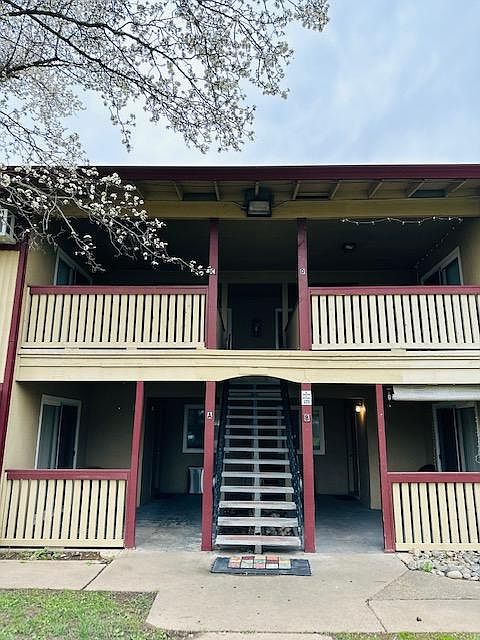 1st image of 3318 Mensch Ct #C