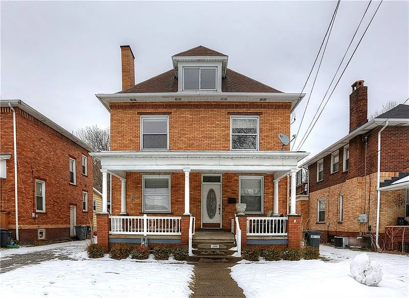 280 Buffalo St photo 1
