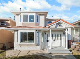 4769 Rupert St, Vancouver, BC V5R 2J5