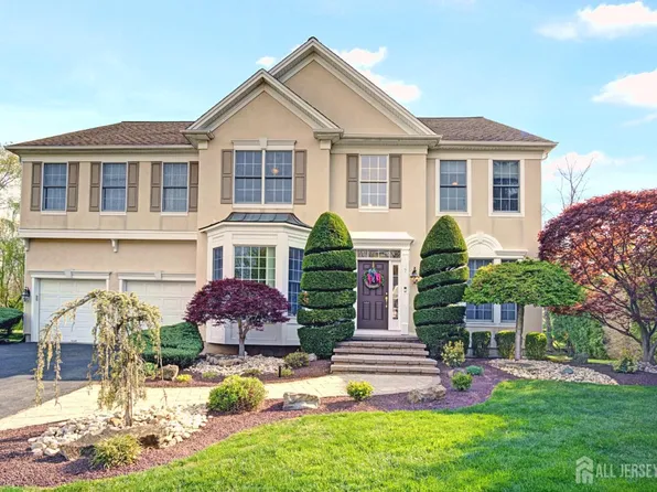 7 Hager St, East Brunswick, NJ 08816