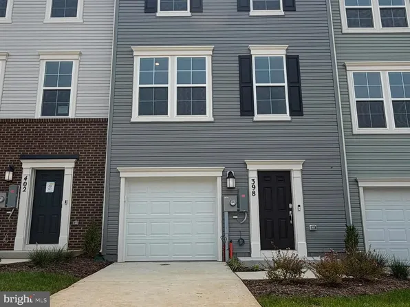 398 Seeback Dr, Charles Town, WV 25414