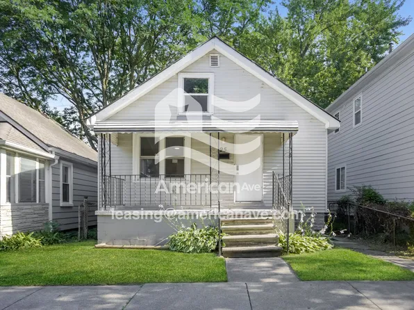 95 W Madge Ave, Hazel Park, MI 48030
