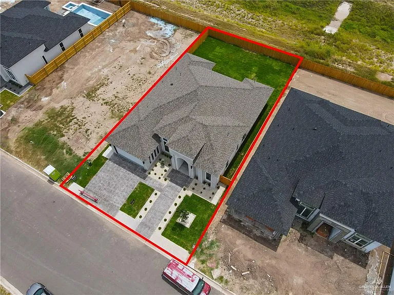1017 Dolores St — Photo 28