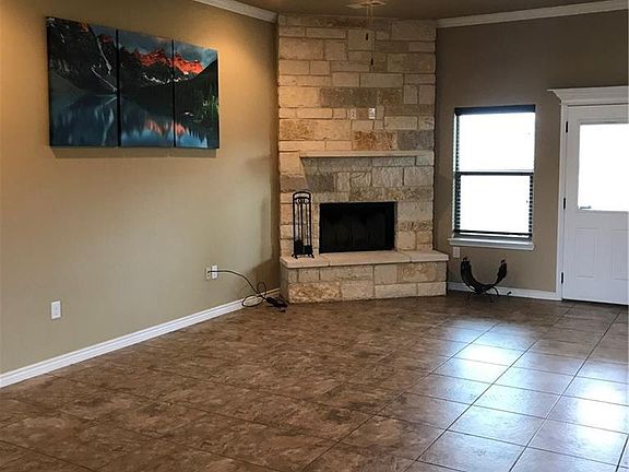 2nd image of 705 Cosper Creek Dr