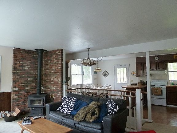 Large living/dining area
