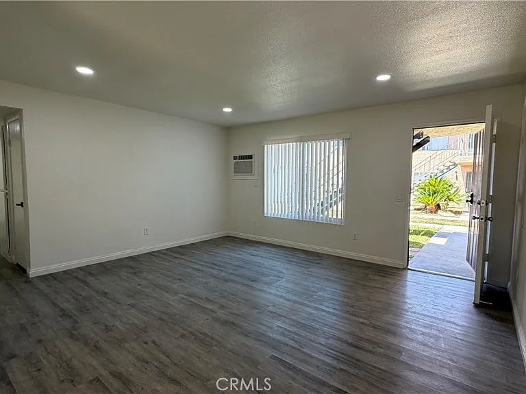 15923 La Forge St #B — Photo 2