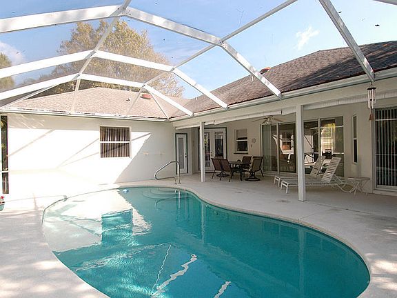 4th image of 3162 NE Ivy Ln
