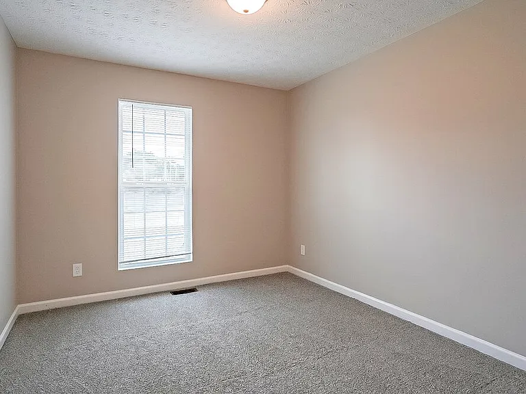 216 Meadowlark Pl — Photo 15