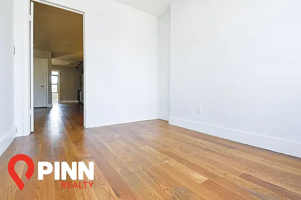 Rented by Pinn Realty | media 17