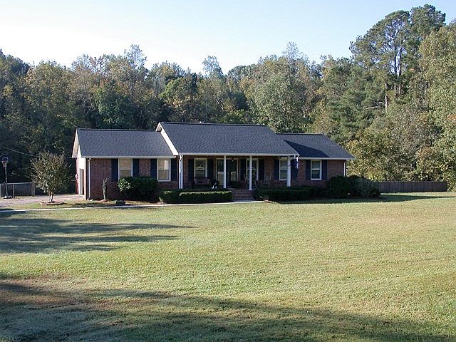 1st image of 163 Meadowview Ln
