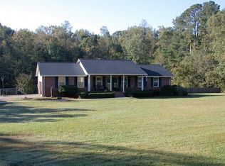 163 Meadowview Ln, Greenwood, SC 29646