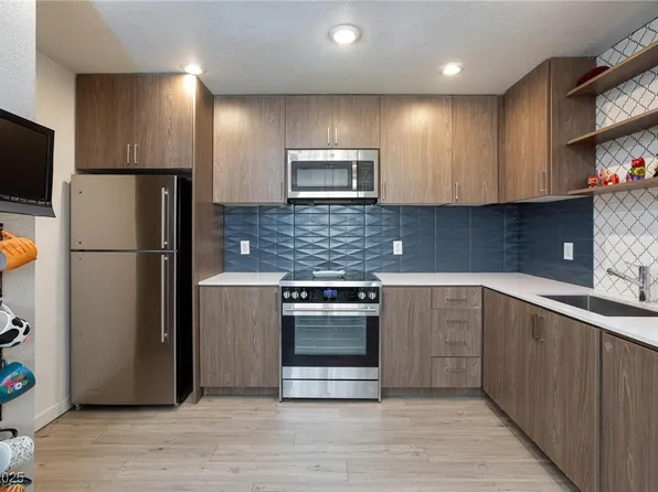 4421 Halbert Ave, Las Vegas, NV 89110