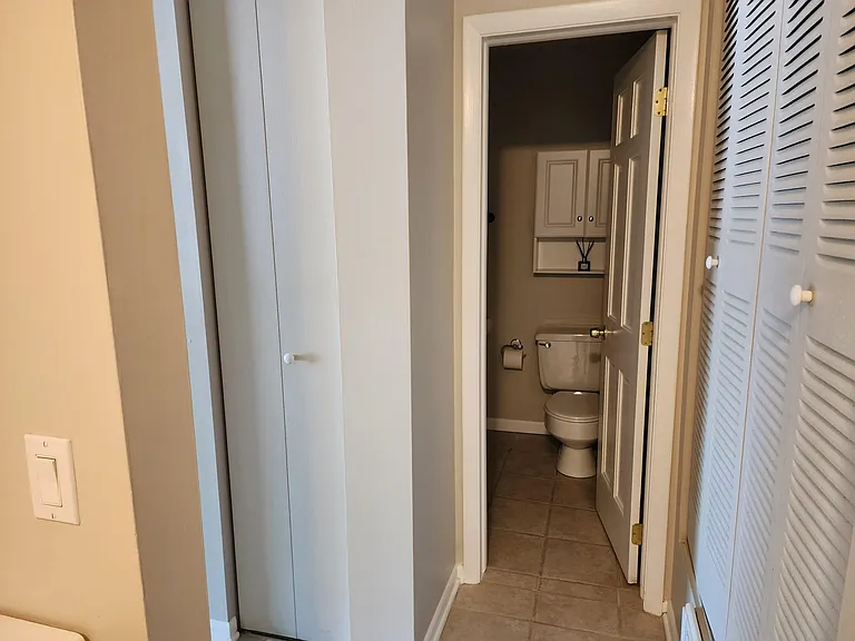 560 Shorely Dr #204 — Photo 11