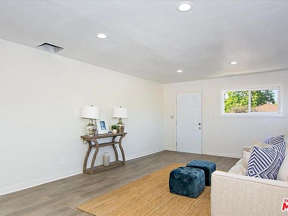 5th image of 16438 Plummer St