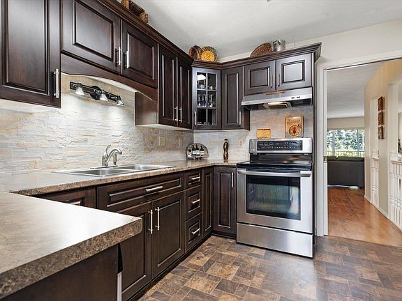 4th image of 33922 King Rd #14