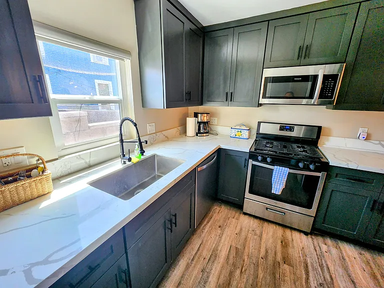 2074 Newton Ave #A — Photo 22