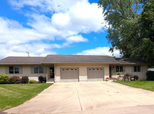 202-206 Farwell Ave, Sturgis, MI 49091