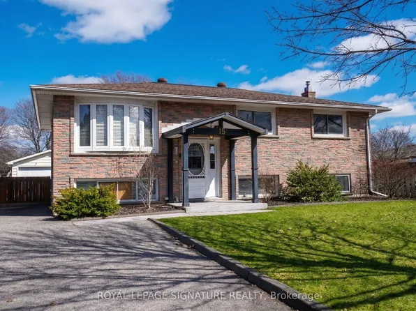 15 Douglas Ave, Norfolk County, ON N3Y 4Z1