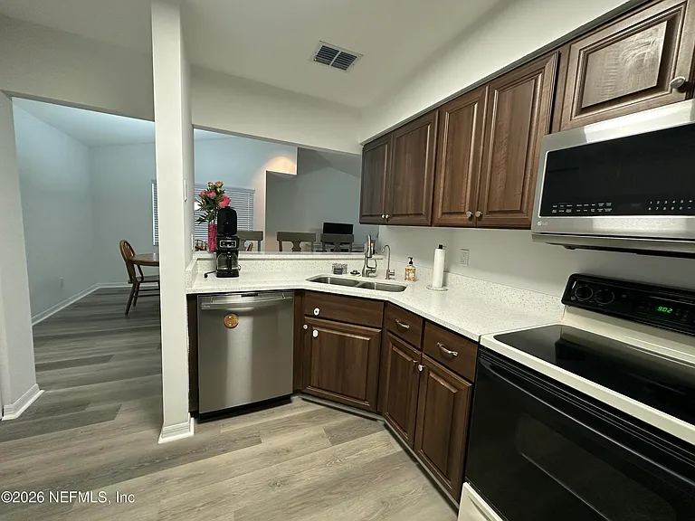 3110 Sea Hawk Dr — Photo 25