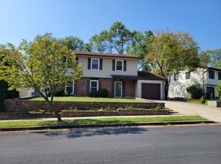 1909 Bastille Ct, Severn, MD 21144