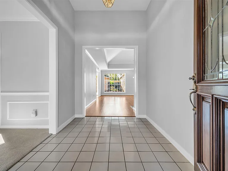 3827 Bratton St — Photo 30