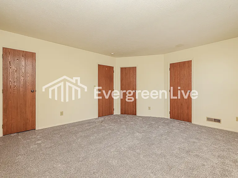 9722 Nettleton Park — Photo 9
