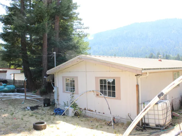 56 Spring Rd, Weott, CA 95571