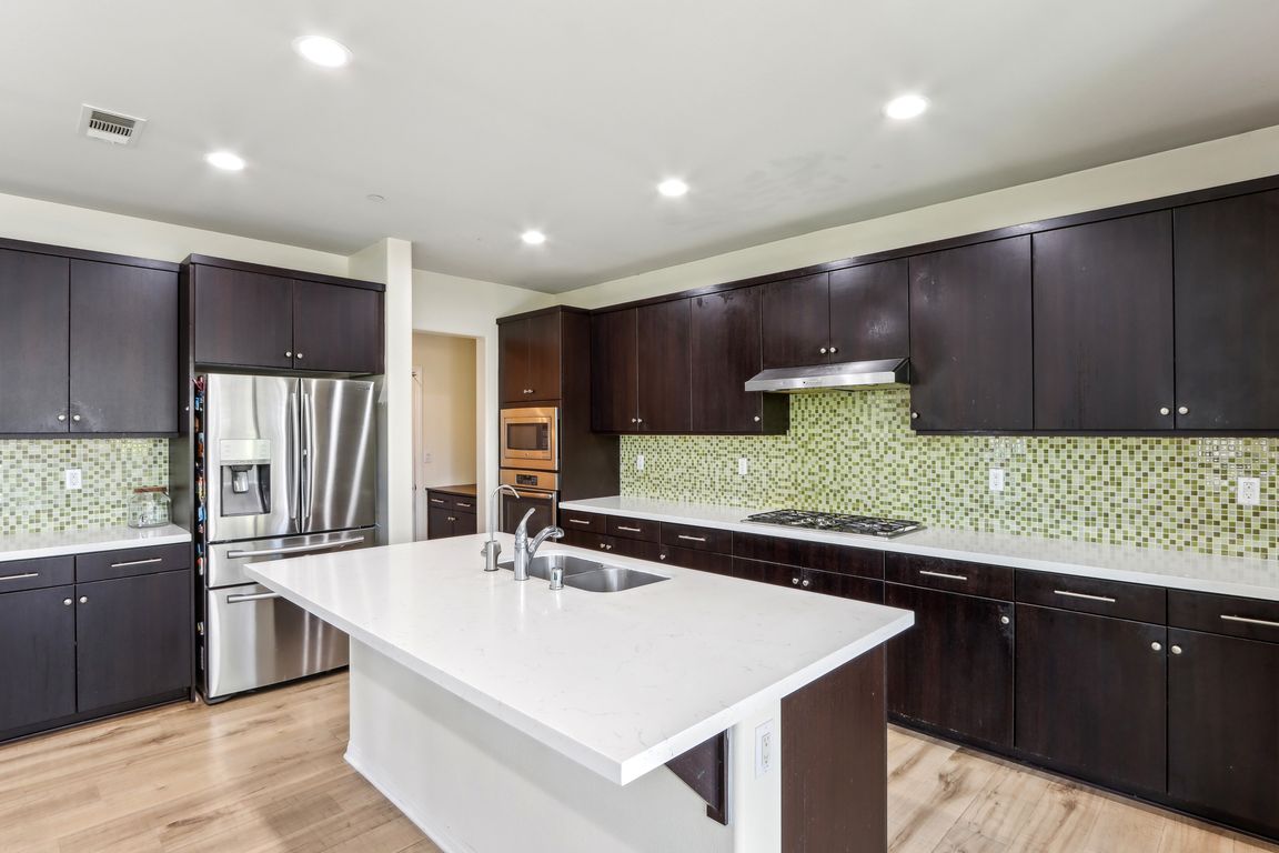 Retreat Ave-015.jpg